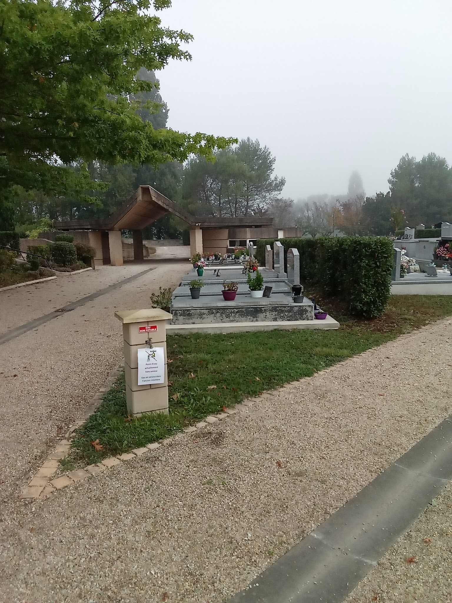 cimetière eau