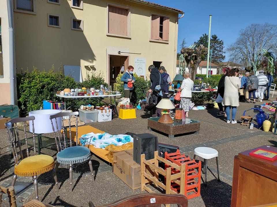 vide local p'tits loups